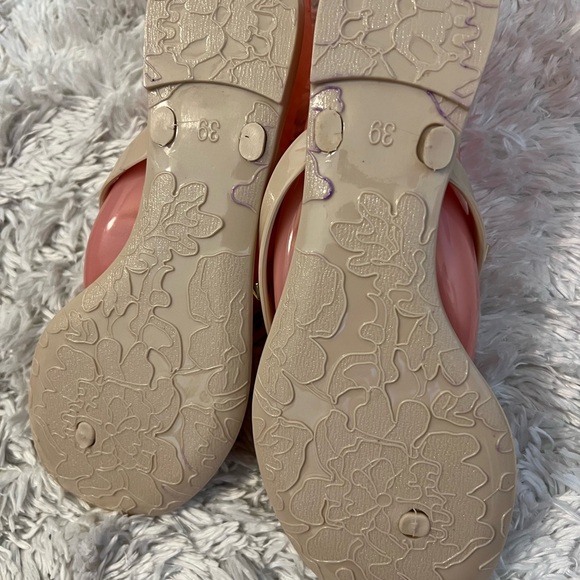 Valentino style Studded Bow Flip Flops in Cream Size 39 - Picture 4 of 4